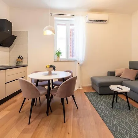 Apartman Nedinium Zára